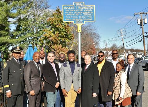 Maker honors Booker T. Washington